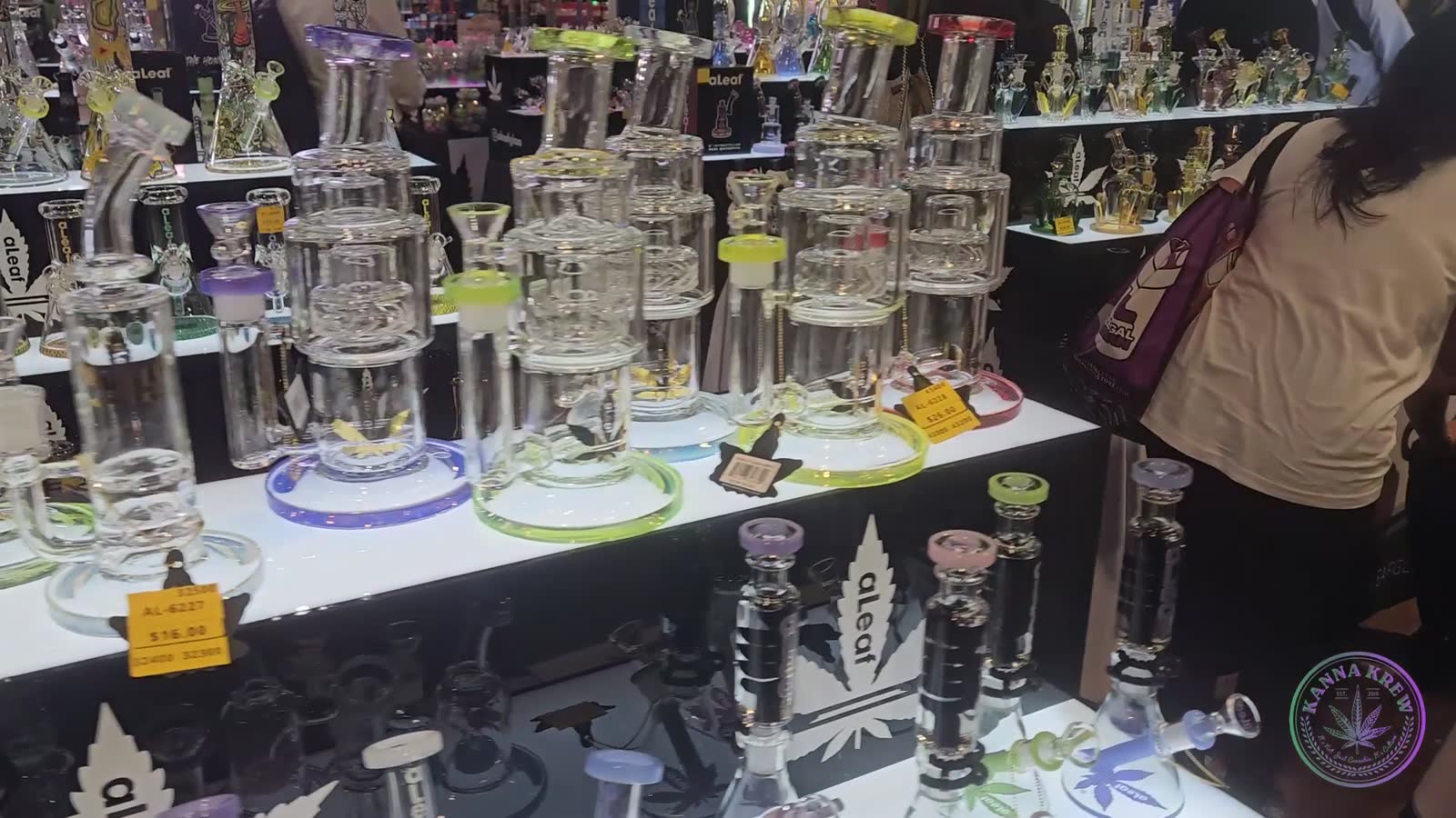 aLeaf Glass &amp; Caps — walkthrough still
