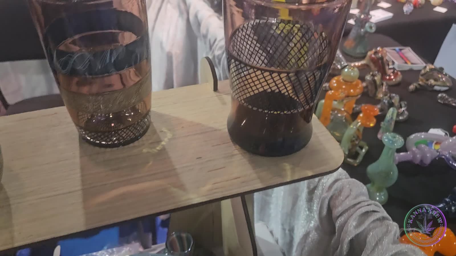 SANDBERG GLASS — walkthrough still